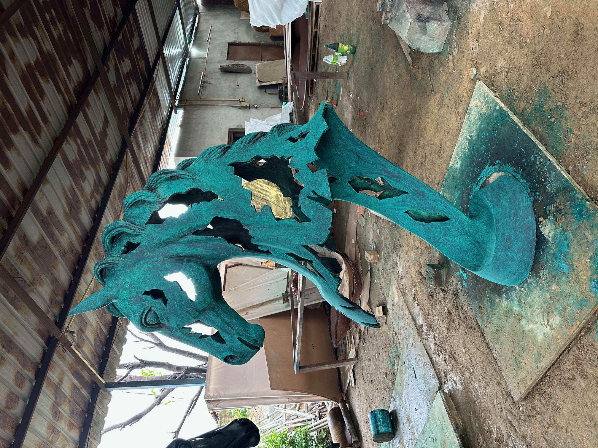 aluminium statue artist aluminium statue artist