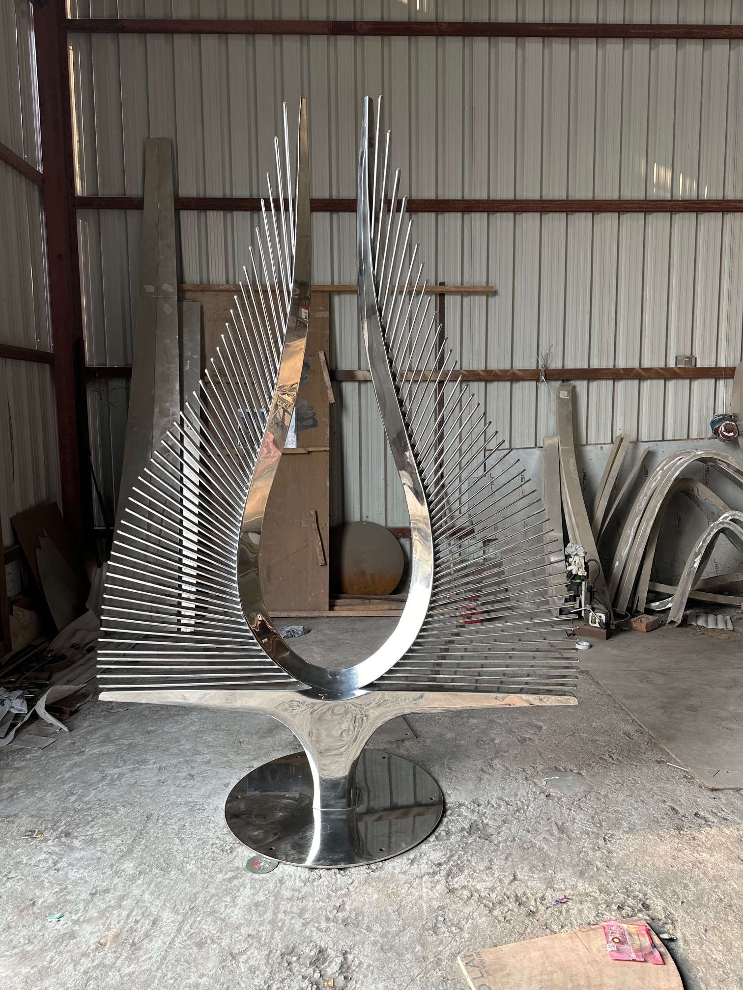 Stainless steel artwork Stainless steel artwork